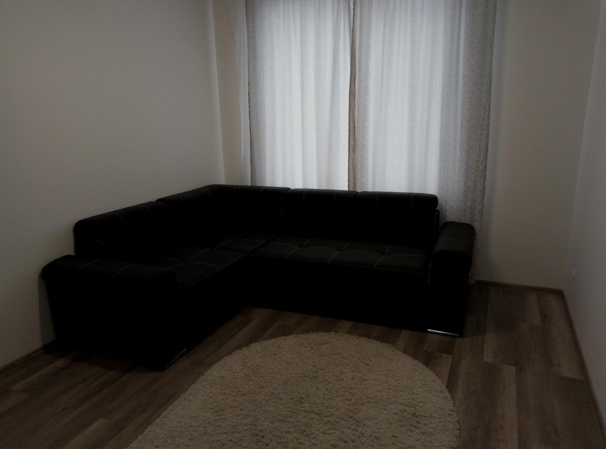 Gil Apartments, On Mynaiska 18 Oujhorod Extérieur photo
